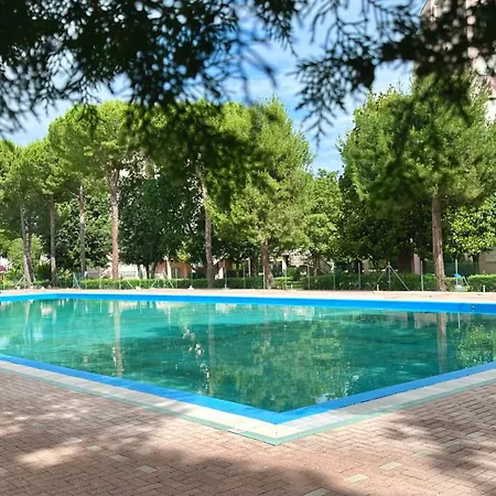 M398 - Marcelli, Trilocale Con Terrazzo In Con Piscina *